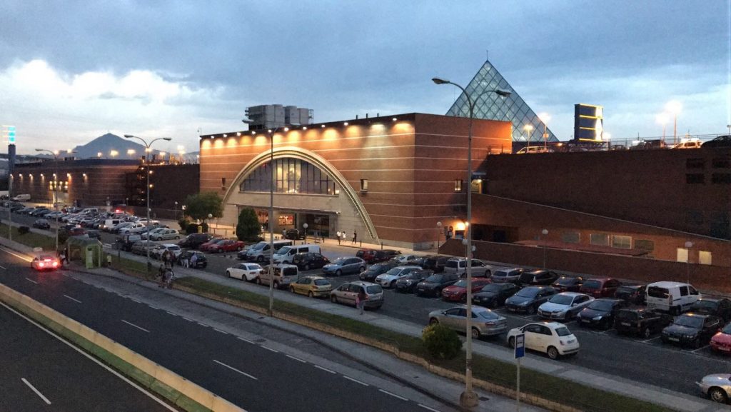 centro comercial max center